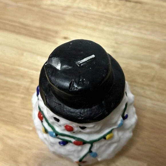 BATH And Body Works Snowman 6” Unscented Candle - Picture 5 of 10
